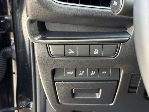 Used 2025 MAZDA MAZDA3 s image 19