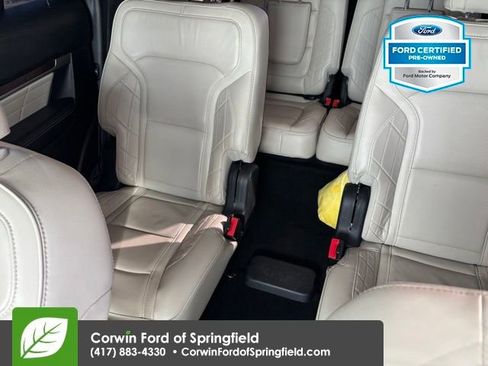 Certified 2018 Ford Explorer Platinum image 6