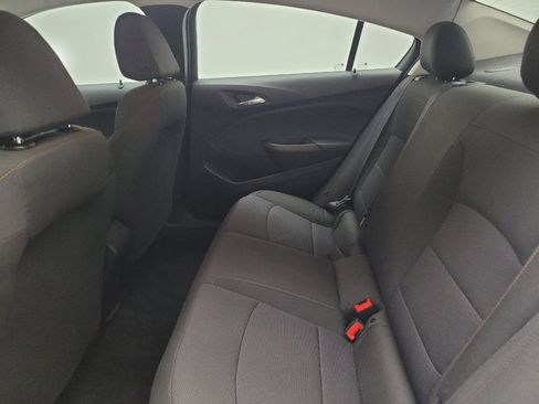 Used 2017 Chevrolet Cruze LS w/ LS Fleet Convenience Package FWD image 18