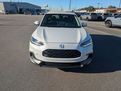 Used 2024 Honda HR-V LX image 2
