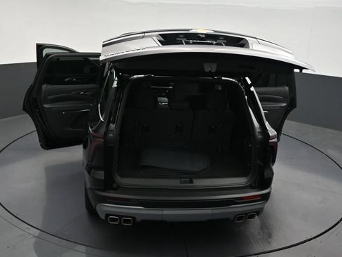Used 2026 Chevrolet Traverse LT FWD image 41