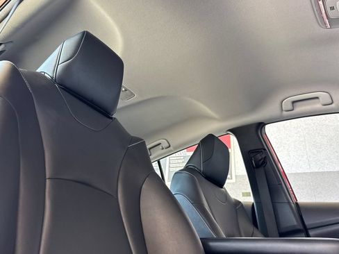 Used 2020 Toyota Prius Prime XLE FWD image 16