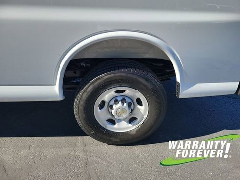 New 2025 Chevrolet Express 2500 image 21