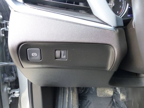 Used 2023 Buick Enclave Essence w/ Experience Buick Package AWD/4WD image 25