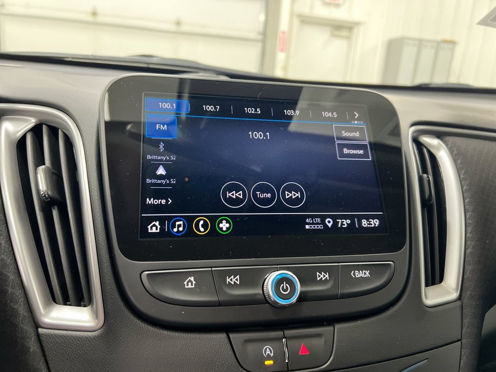 Used 2025 Chevrolet Malibu LS FWD image 14