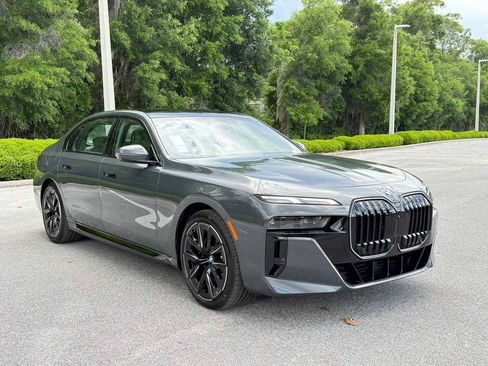 New 2026 BMW 760i xDrive AWD/4WD image 7