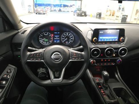 Used 2022 Nissan Sentra S image 17