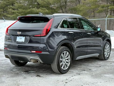 Used 2023 Cadillac XT4 Premium Luxury image 8