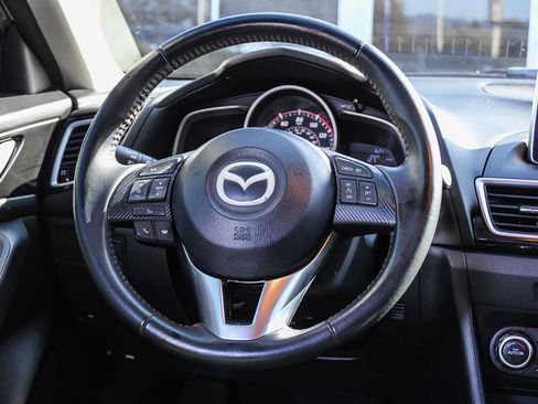 Used 2015 MAZDA MAZDA3 i Touring w/ Technology Package FWD image 11