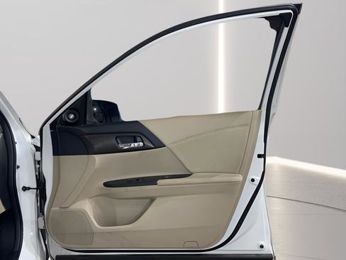 Used 2014 Honda Accord EX-L image 12