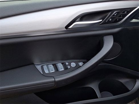 Used 2023 BMW X3 xDrive30i w/ Premium Package image 12