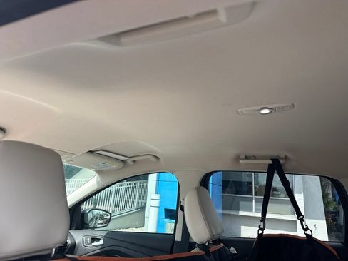 Used 2018 Ford Escape SEL w/ SEL Sport Appearance Package AWD/4WD image 11