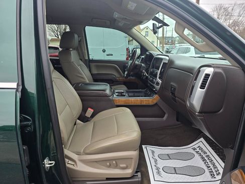 Used 2014 GMC Sierra 1500 SLT w/ SLT Crew Cab Value Package image 16