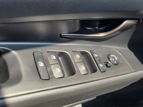 New 2026 Hyundai Elantra Sport FWD image 16