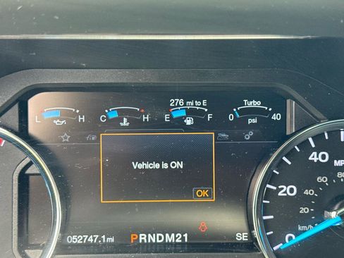 Used 2018 Ford F250 Lariat w/ Lariat Ultimate Package AWD/4WD image 6