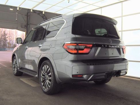 Used 2023 Nissan Armada Platinum w/ Captain's Chairs Package image 4