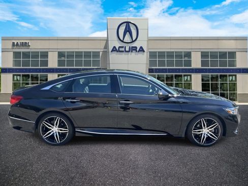 Used 2022 Honda Accord Touring image 6