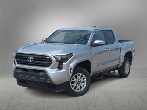 Certified 2026 Toyota Tacoma SR5 AWD/4WD image 1