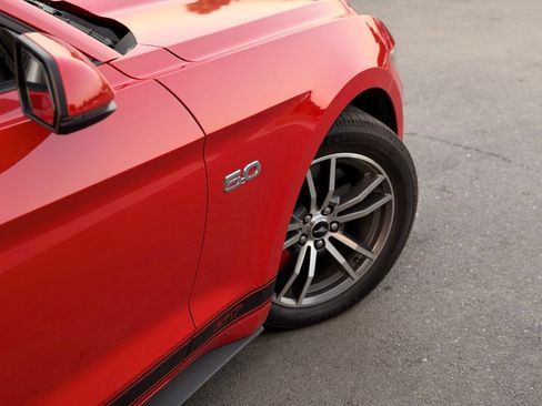 Used 2015 Ford Mustang GT Premium w/ Equipment Group 401A RWD image 14