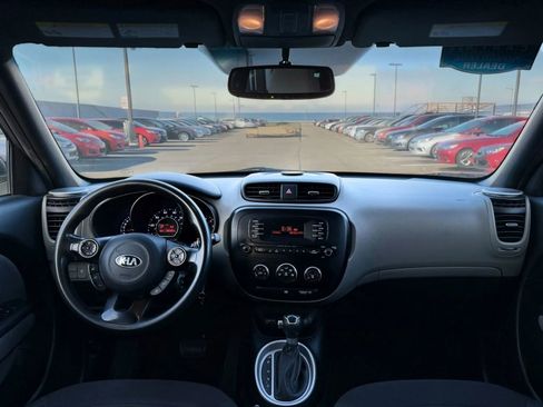 Used 2016 Kia Soul FWD image 15