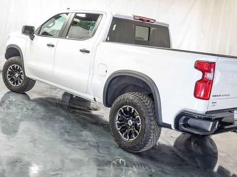 Certified 2022 Chevrolet Silverado 1500 ZR2 w/ Technology Package AWD/4WD image 11