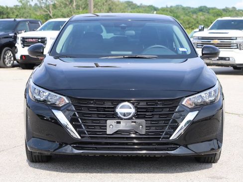 Used 2025 Nissan Sentra S FWD image 2