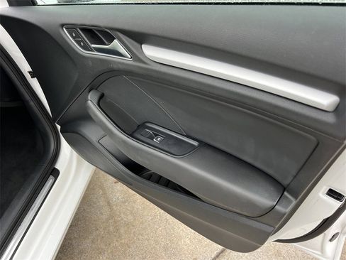 Used 2019 Audi A3 2.0T Premium w/ Convenience Package image 11