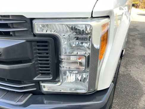 Used 2017 Ford F250 XL w/ Power Equipment Group image 29