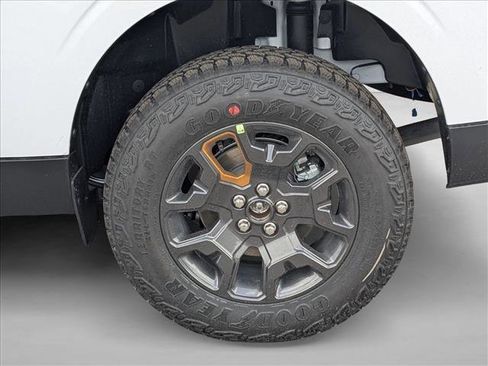 New 2026 Ford Maverick Tremor image 9