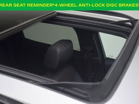 Used 2020 Chevrolet Blazer RS FWD image 19