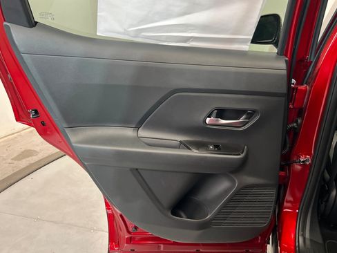 New 2026 Nissan Kicks SV w/ Cold Weather Package FWD image 20