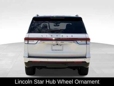 Used 2022 Lincoln Navigator Black Label AWD/4WD image 8