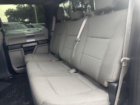 Used 2018 Ford F150 XLT w/ Equipment Group 302A Luxury AWD/4WD image 13