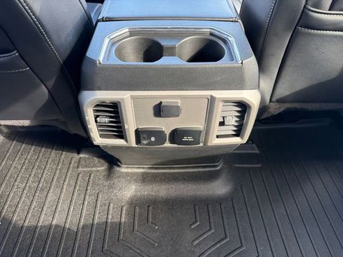 Certified 2020 Ford F350 Lariat w/ Chrome Package image 22