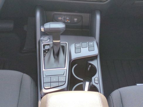 Used 2026 Kia Sportage LX AWD/4WD image 15