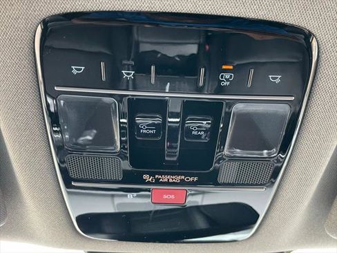 Used 2025 Hyundai Santa Fe Limited FWD image 38