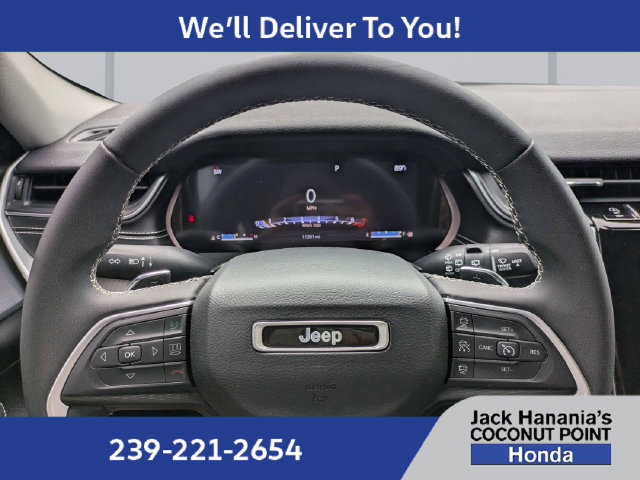 Used 2024 Jeep Grand Cherokee Laredo X w/ Trailer Tow Package AWD/4WD image 49