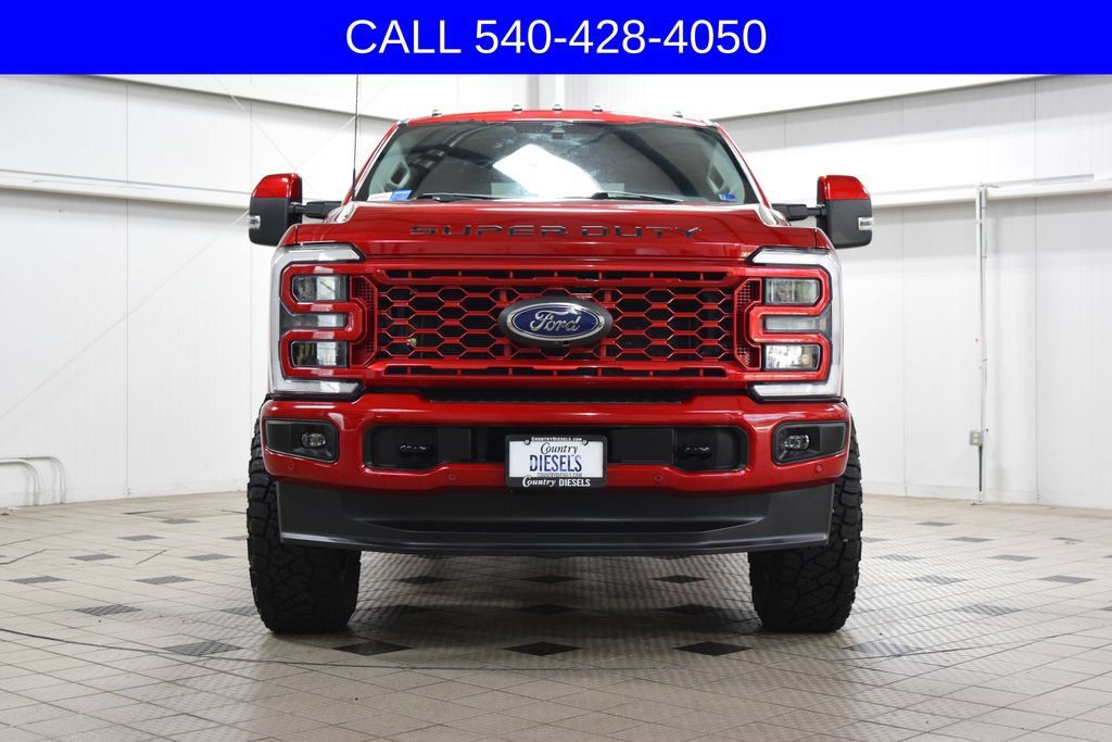 Used 2023 Ford F250 Lariat w/ Lariat Ultimate Package AWD/4WD image 2