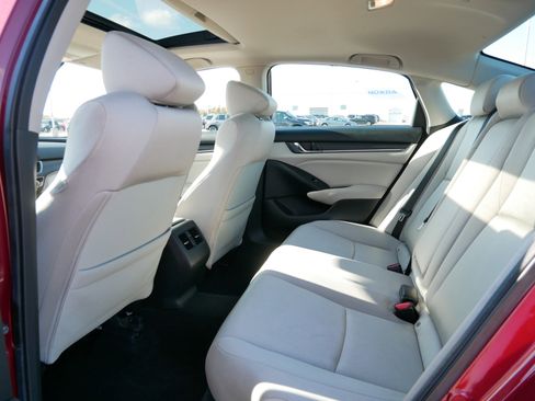 Certified 2020 Honda Accord EX image 33