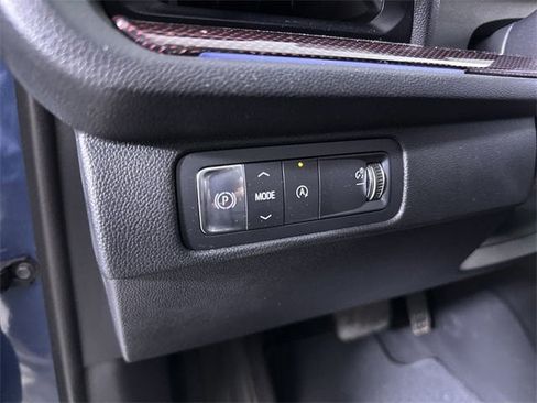 Used 2024 Chevrolet Traverse RS image 18