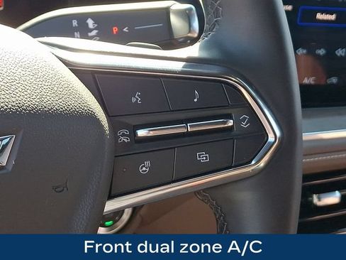 Used 2025 Chevrolet Tahoe High Country AWD/4WD image 8