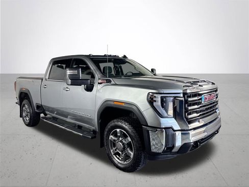 Used 2025 GMC Sierra 2500 SLE w/ Max Trailering Package image 4