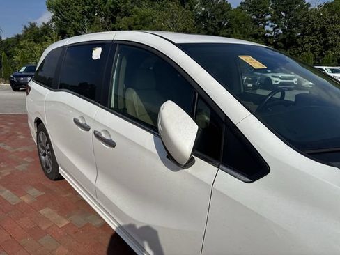 Used 2021 Honda Odyssey Touring image 18