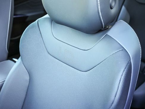 New 2026 Volkswagen ID.4 Pro S image 37