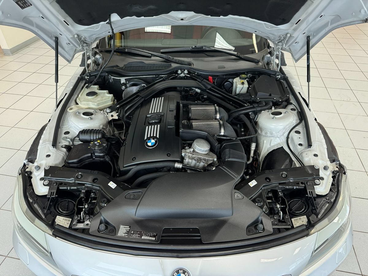Used 2013 BMW Z4 sDrive35i RWD image 64