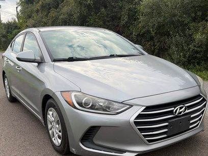 Used 2017 Hyundai Elantra SE