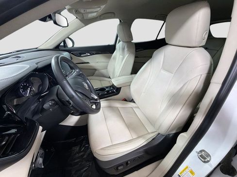 Used 2021 Buick Envision Essence FWD image 22