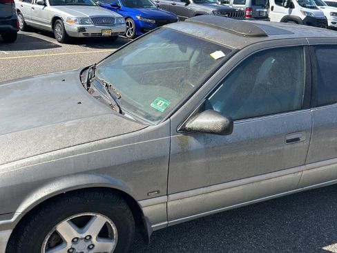 Used 2001 Toyota Camry LE image 4