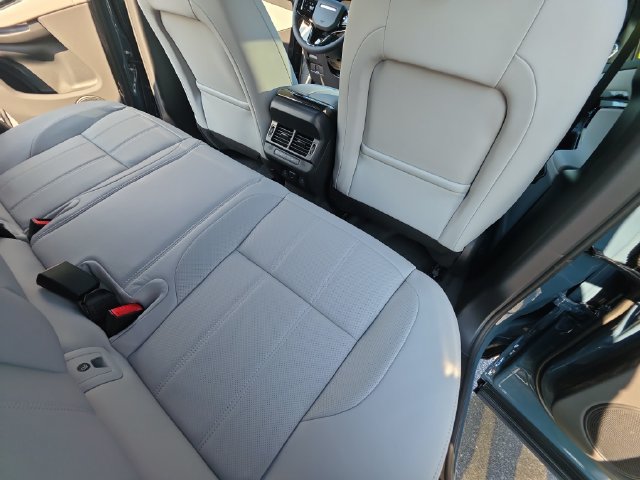 New 2026 Land Rover Range Rover Evoque S AWD/4WD image 11