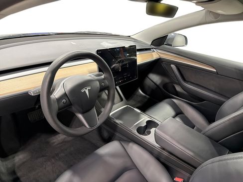 Certified 2023 Tesla Model 3 Standard Range RWD image 9